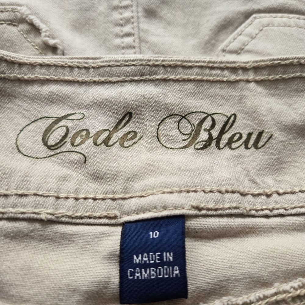 Code Bleu Skirt - Picture 5 of 6